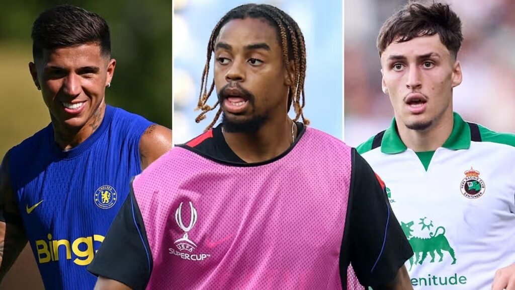 Transfer news LIVE: Chelsea set Enzo Fernandez ‘deadline’, Man Utd’s £14m deal, Bradley Barcola hint Transfer news LIVE: Chelsea set Enzo Fernandez 'deadline', Man Utd's £14m deal, Bradley Barcola hint