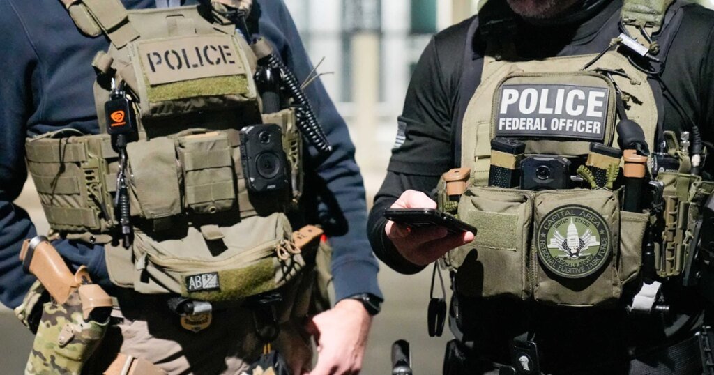 Guatemalan man dies in crash during attempted ICE traffic stop Guatemalan man dies in crash during attempted ICE traffic stop