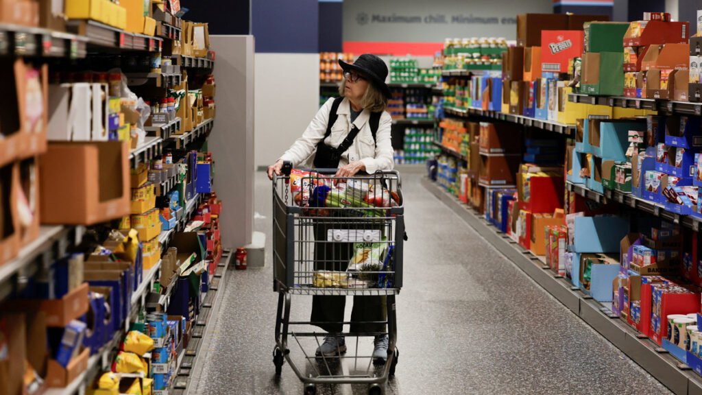 US second-quarter GDP revised higher amid robust consumer spending US second-quarter GDP revised higher amid robust consumer spending