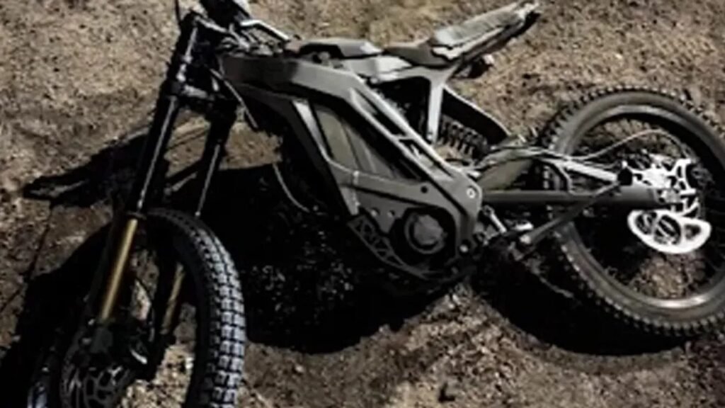 Teen dies in e-motorcycle crash, now parents face criminal charges Teen dies in e-motorcycle crash, now parents face criminal charges